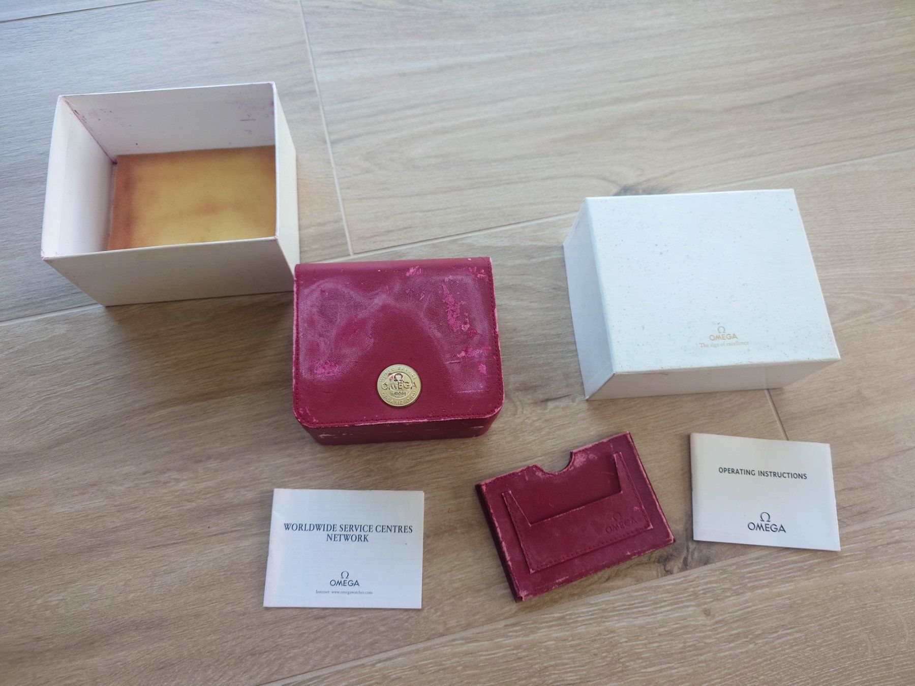 Omega Scatole porta orologi: Omega Speedmaster red box – Usato da Epalinges venduto da bracelet123