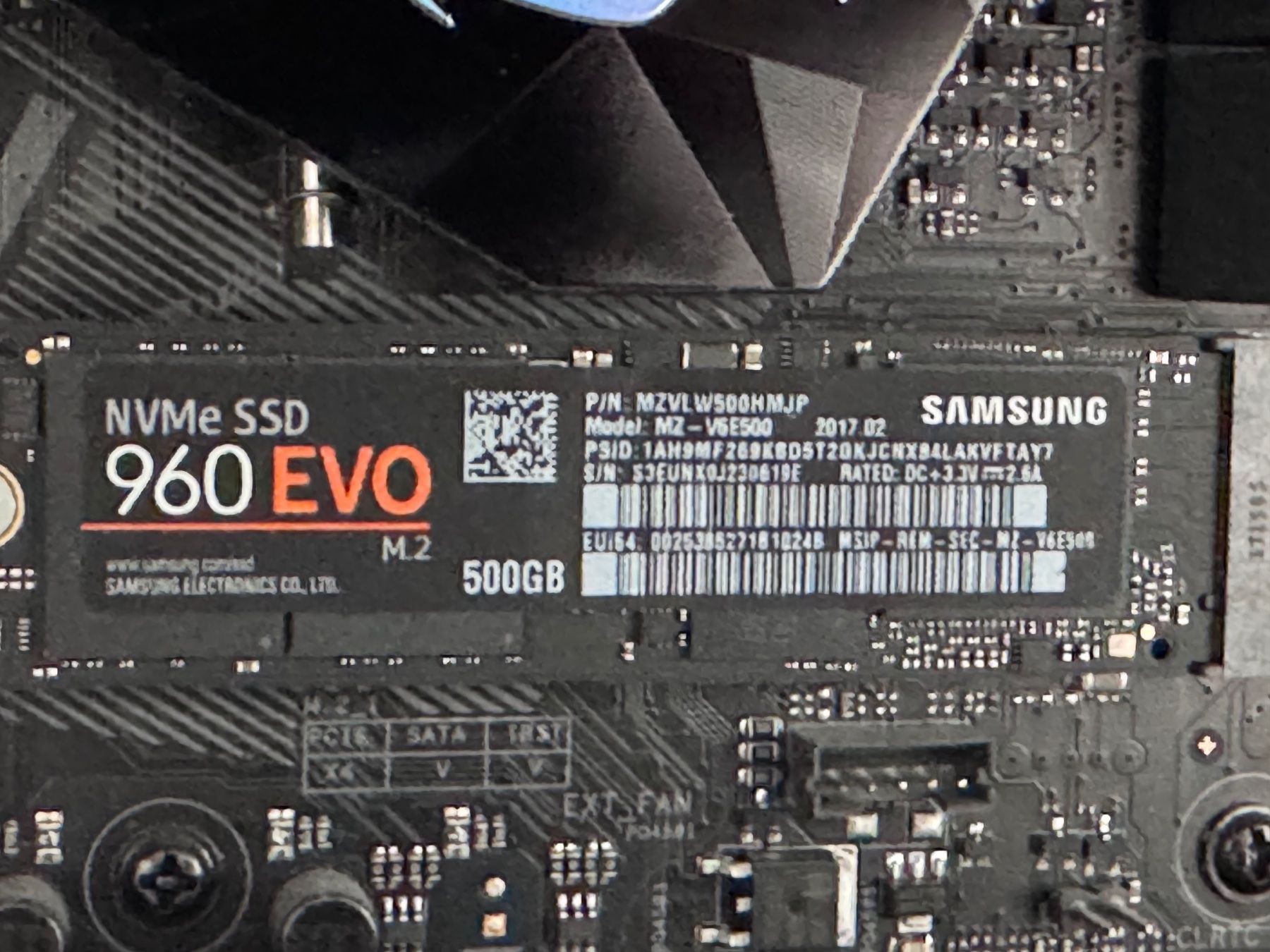 Asus PC: Gaming PC - Phanteks Gehäuse - 1080Ti - STRIX Set – Usato da Zürich venduto da xevious69 8