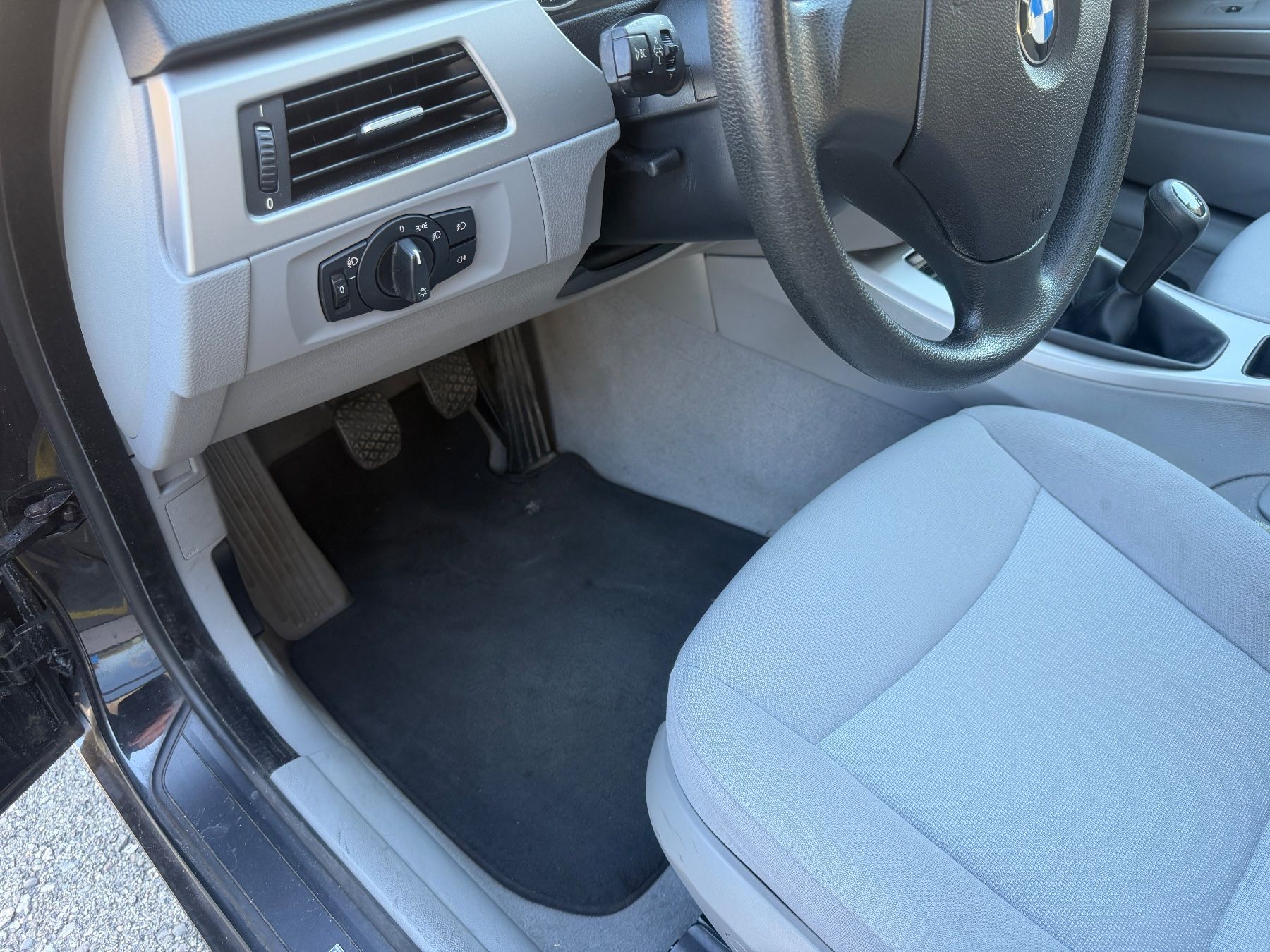 BMW Autos: BMW 320i E90 ab MFK – D'occasion à Biberist par Musti7769 5