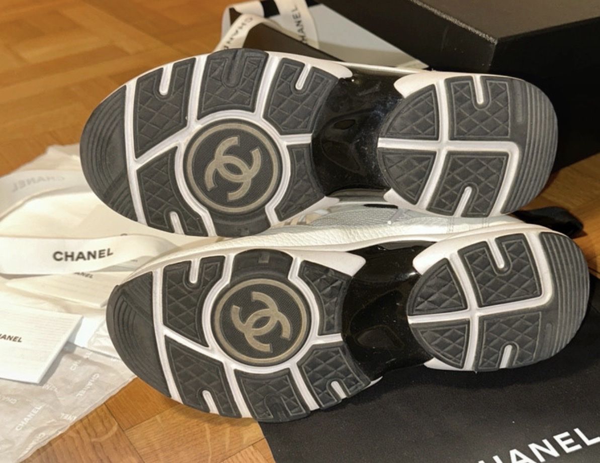 Chanel Damenschuhe: Baskets Chanel T. 37,5 – Gebraucht aus Genève von Lilimouss 4