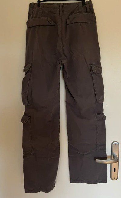 Bershka Pantaloni: Bershka Cargo Hose braun Gr. S / 36 – Usato da Sarmenstorf venduto da taosun 1