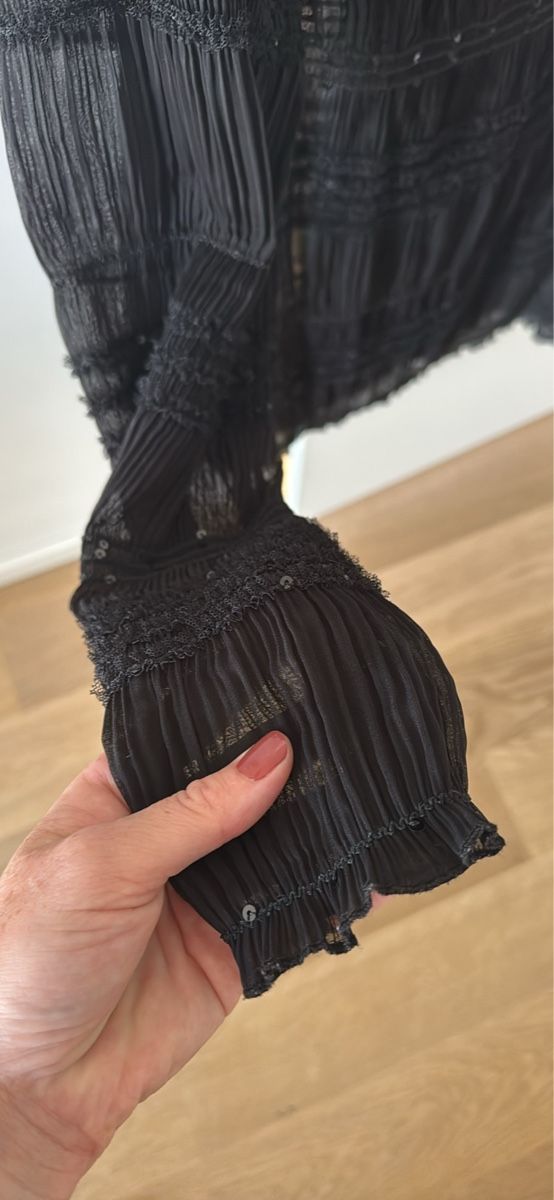 Blusen: Damen Bluse Schwarz Grösse M leicht transparent – Neu (gemäss Beschreibung) aus Rupperswil von simonekaalund 2