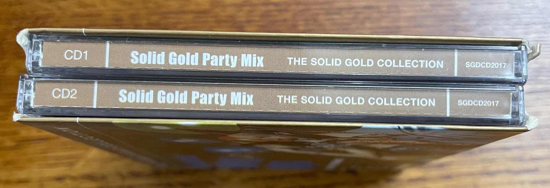 CD: Solid Gold, Party Mix CD - Gold Collection – Usato da Oftringen venduto da Vucki 3