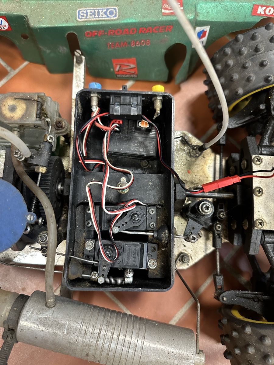 RC Modellbau: RC Auto Tornado 4WD Modellbau Ersatzteile Bastlerware  – Defekt aus Meilen von Rebez 3