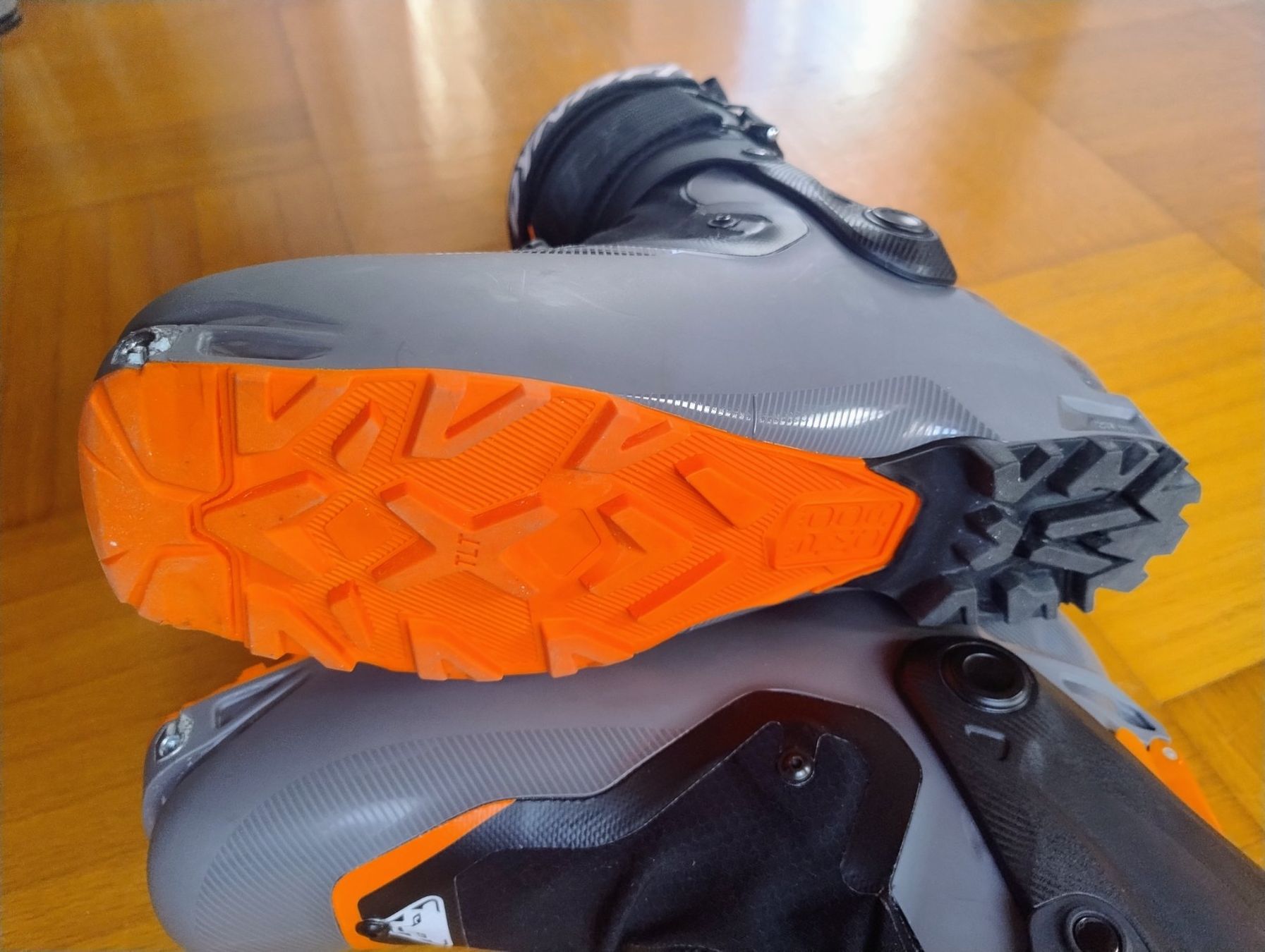 Dynafit Scarpe da uomo: Dynafit TLT X PU, 27.5, magnet/fluo orange – Nuovo (secondo la descrizione) da La Sarraz venduto da petit_chammossaire 5