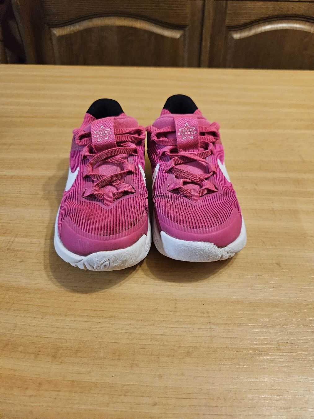 Nike Scarpe per ragazze: Nike Schuh grösse 27 – Usato da Feusisberg venduto da nic_n8sl