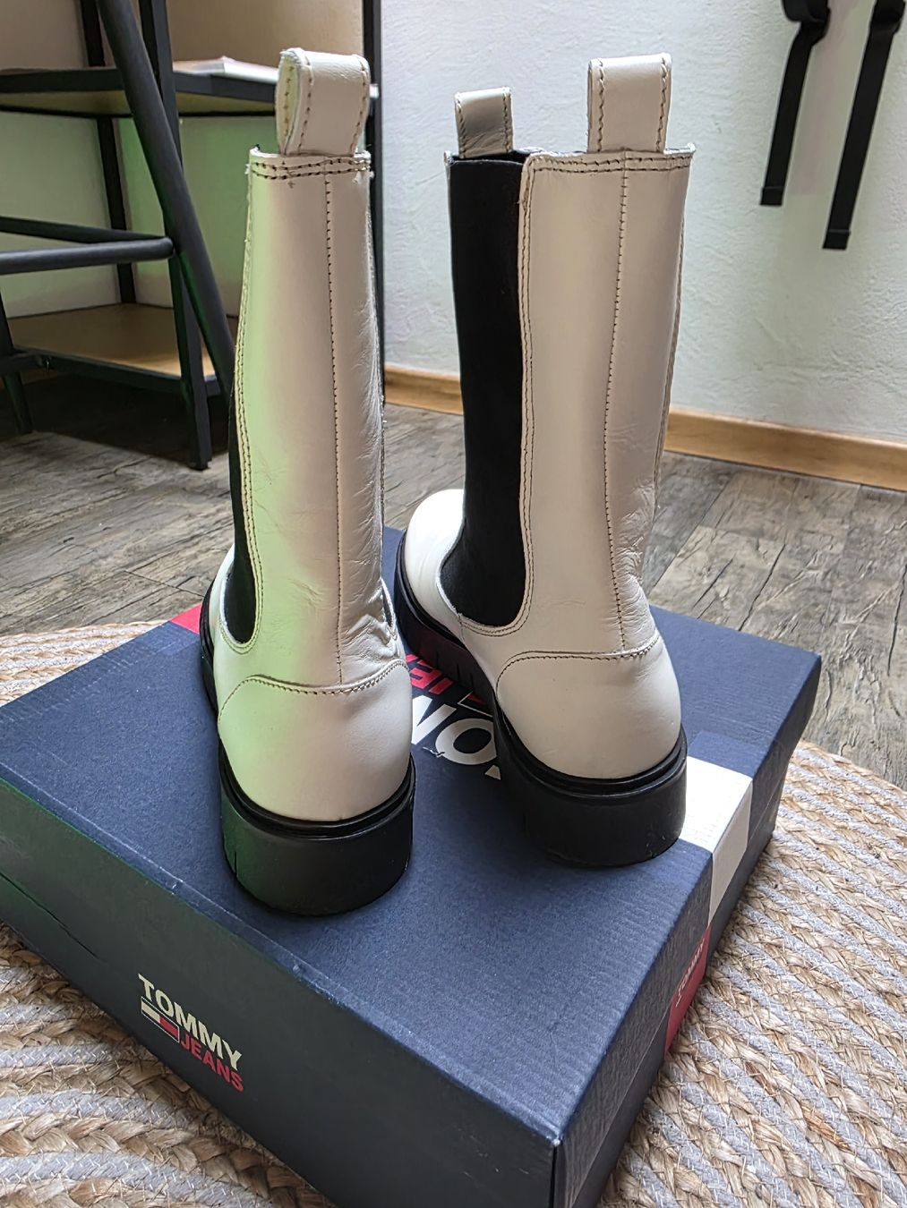 Tommy Hilfiger Damenschuhe: Tommy Jeans Stiefeletten – Neu und originalverpackt aus Zernez von mol_hd6r 2