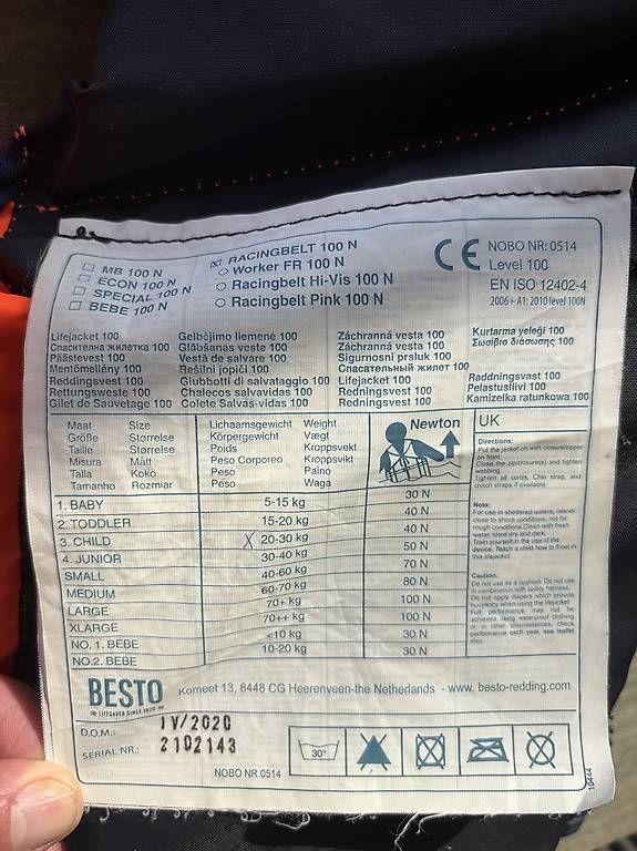 Schwimmwesten: Besto Kinderschwimmweste / 20-30kg – Gebraucht aus Jegenstorf von Schwed03 2