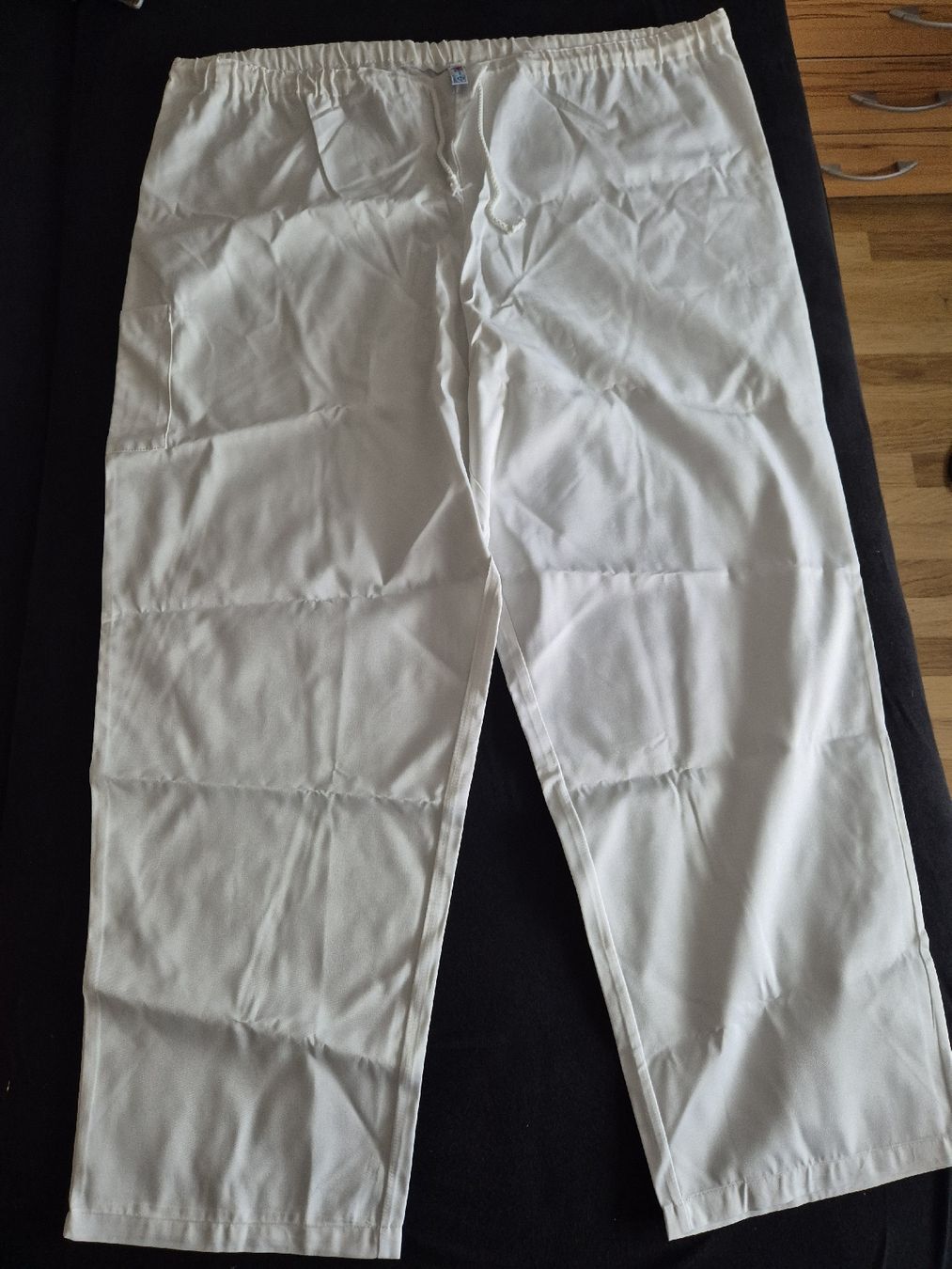 Hosen: Weisse Hose Grösse XL – Gebraucht aus Langenthal von Polarisstern 1