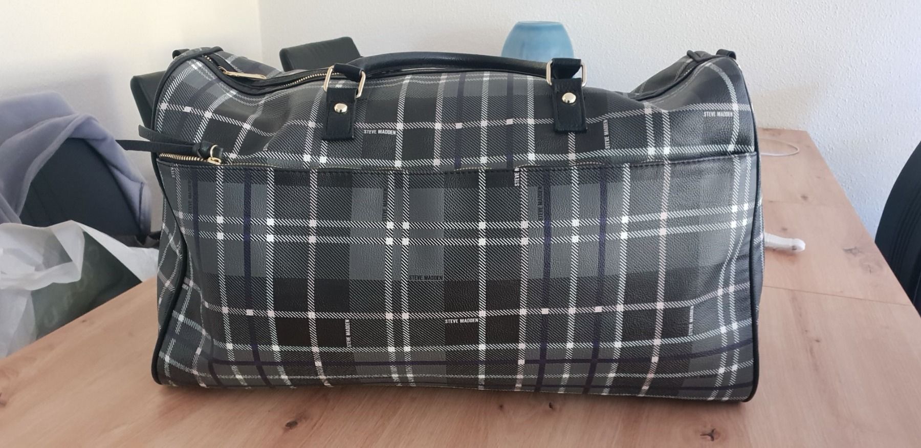 Steve Madden Borse: Reise Tragetasche Steve Madden – Usato da Ipsach venduto da Cleomara 1