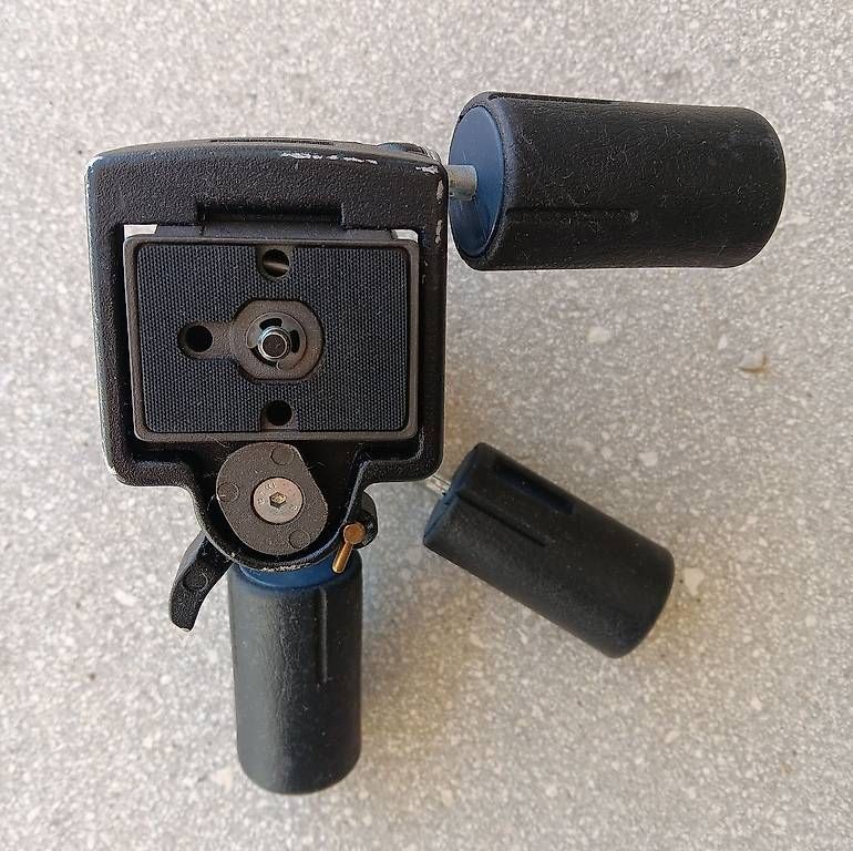 Fotocamera: Manfrotto - Testa 3D modello 141 RC – Usato da Massagno venduto da mad_gv82 1