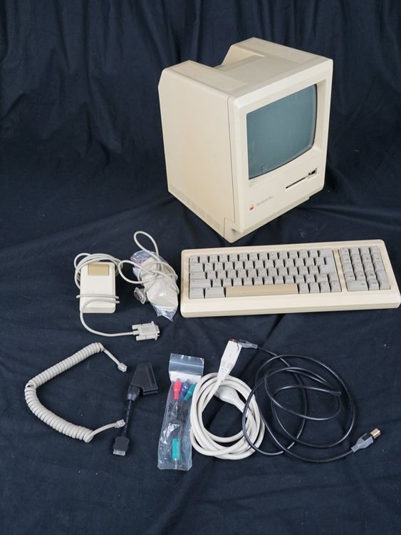 Apple Macintosh Plus (1986) – Komplettset (Gebraucht) in Volketswil für ...