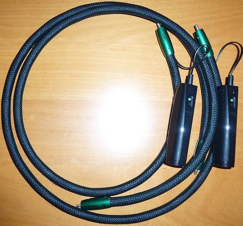 AudioQuest Cavi: High End Audiokabel AUDIOQUEST Earth 72Volt DBS 2x0.75 Meter – Usato da Wil SG venduto da Solpol