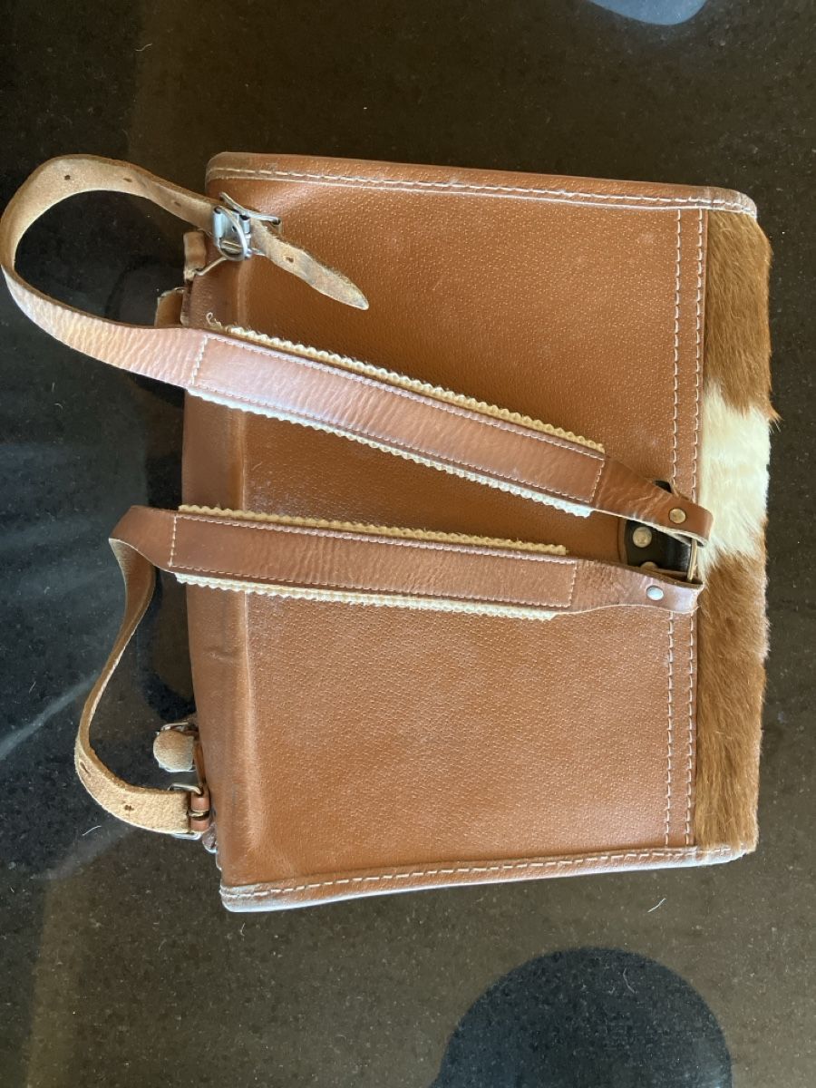 Borse & Zaini: Ledertasche mit Kuhfell für Kinder oder Hipster – Usato da Basel venduto da mat_w9gp 1