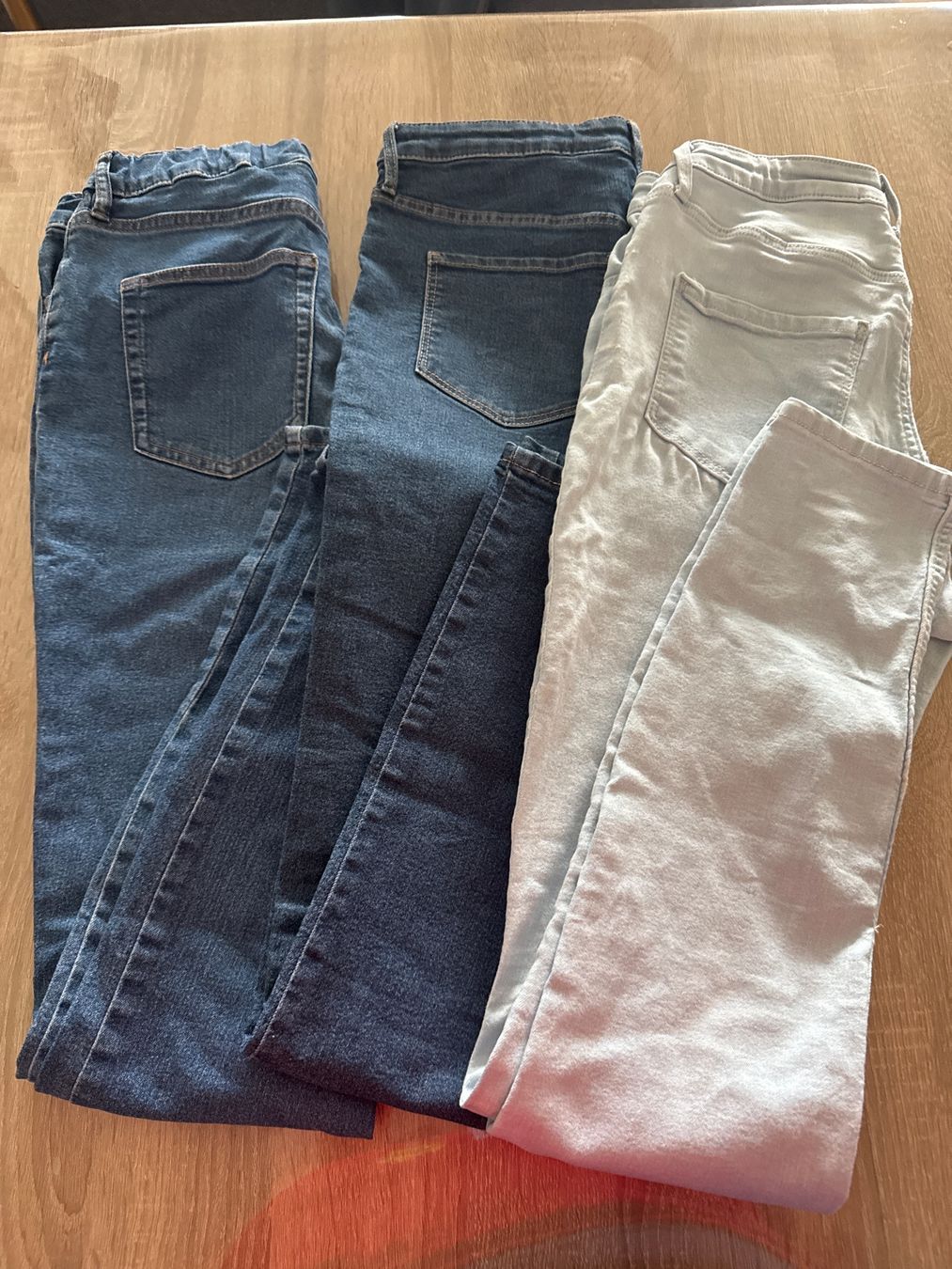 H&M Pantaloni: 5 Mädchen Jeans – Usato da birsfelden venduto da Giuseppe70 2