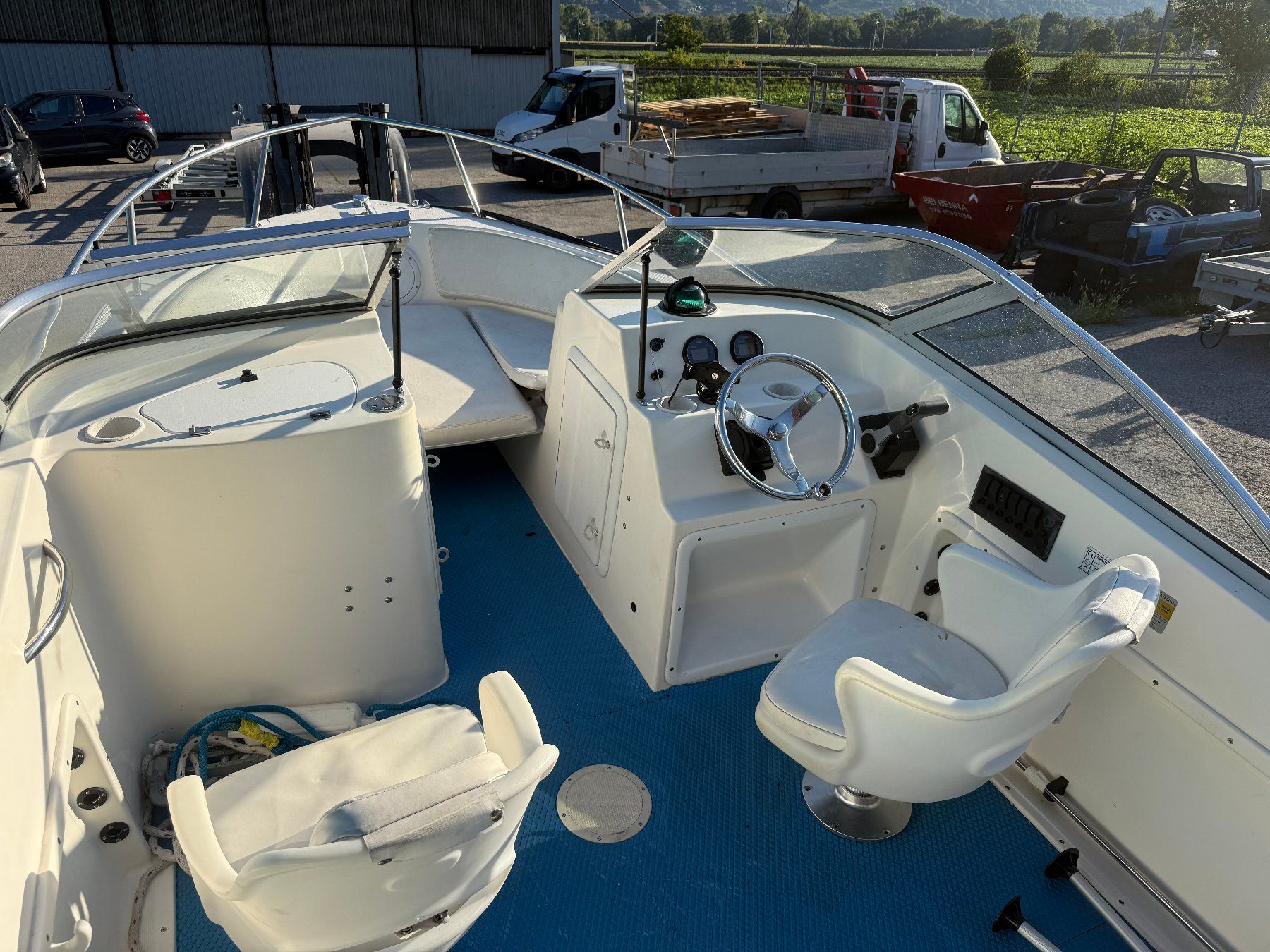 Yamaha Boote: Boot mit Gelcoat schaden – Defekt aus Quartino von 5franc 7