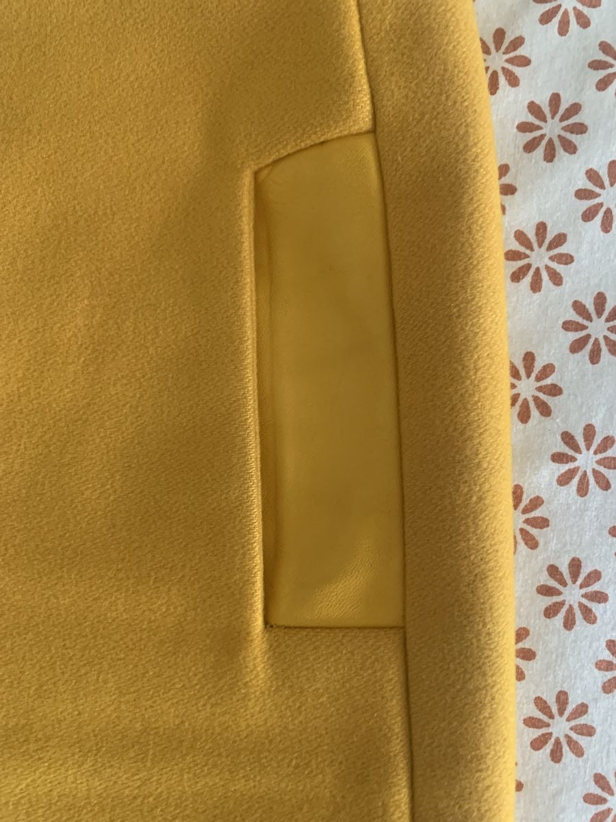 Maje Gonne: MAJE mustard wool skirt XS/34 – Usato da Zürich venduto da Angela_Fashion_Lover 2