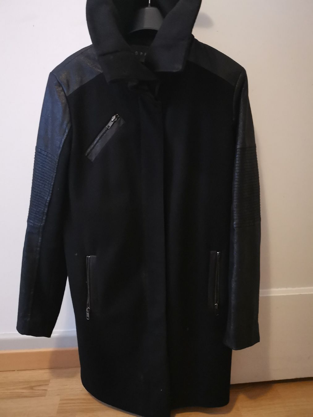 Esprit Manteaux: Manteau d'hiver Esprit, taille S – Neuf (Voir description) à Biel/Bienne par Edi5Roli3 3