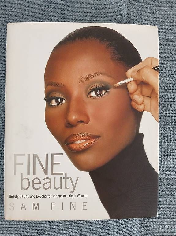 Libri: Makeup Buch - Fine Beauty By Sam Fine – Usato da Diepoldsau venduto da mai_cj6h