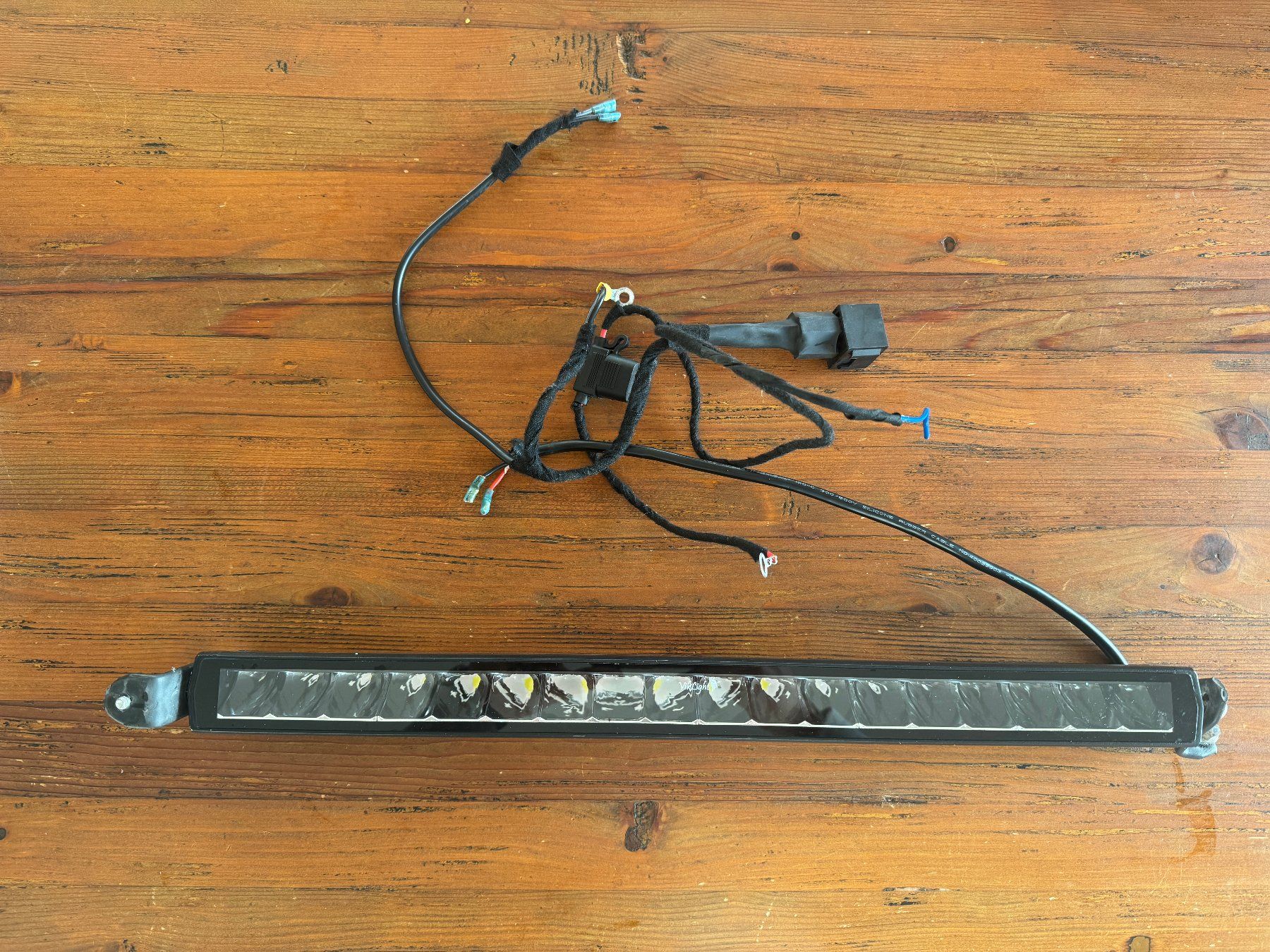 Fari: VIKLIGHT YMER 20" PRO LIGHTBAR – Usato da Thalwil venduto da Stoffeman 1