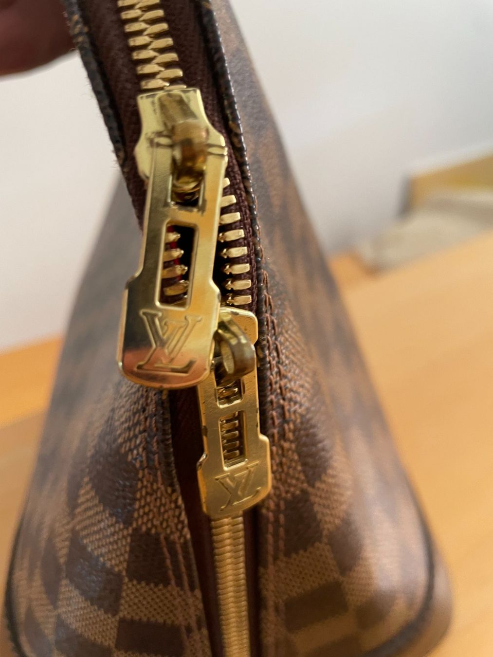 Louis Vuitton Sacs femmes: Louis Vuitton Alma Damier – Neuf (Voir description) à Münchenstein par Calimeroaim 3