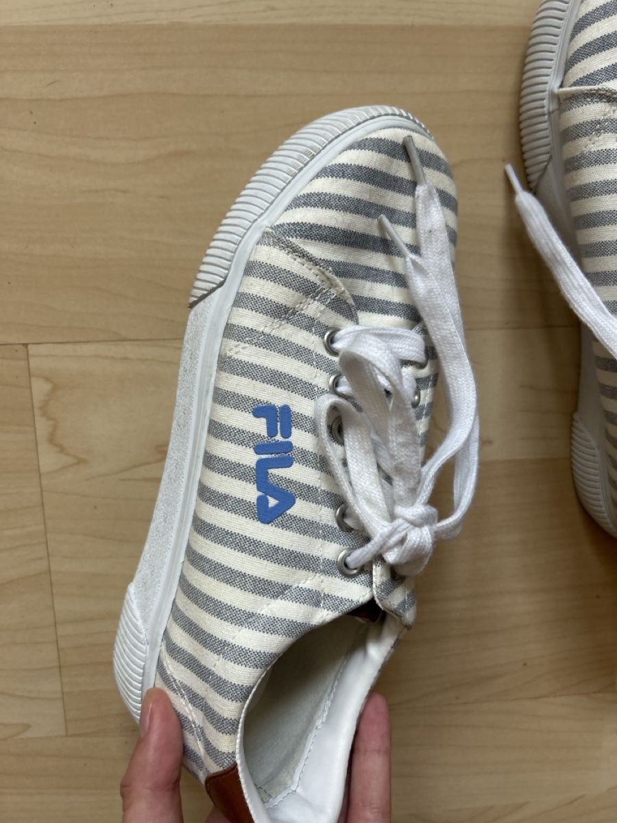 Fila Chaussures hommes: Fila Sneaker gestreift Grösse 38 gebraucht – D'occasion à Bremgarten b. Bern par lisapisa44 1