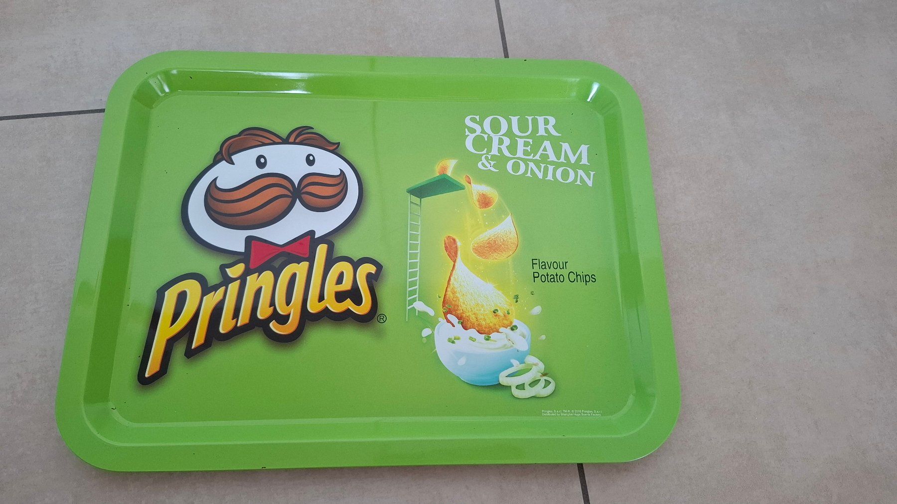 Schalen: Pringles Servierplatte / Tablett – Gebraucht aus Rickenbach b. Wil von Beautiful.Things 1