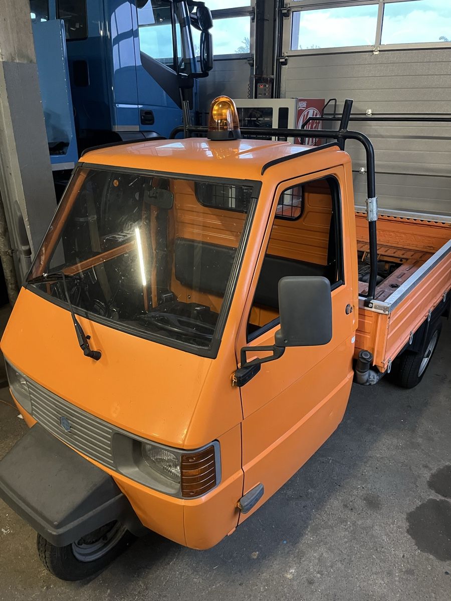 Piaggio A tre ruote: Piaggio Ape TM  Pritsche  – Usato da Schötz venduto da RcK1994 1