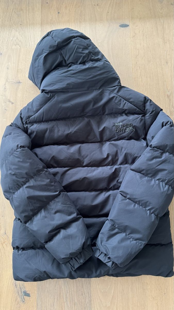 Superdry Giacche: Winterjacke Super Dry Gr.M – Usato da Moosseedorf venduto da mswalker 2