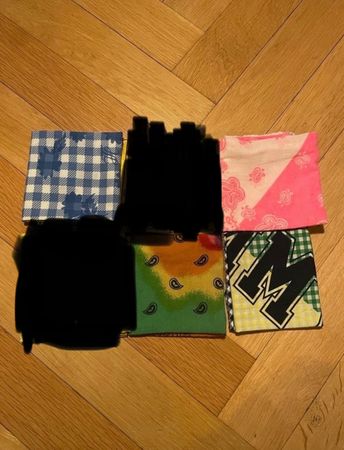 4er Set stylische Bandanas, Halstücher - Super Zustand!