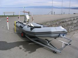 Schlauchboot mit Festrumpf / Zodiac KIT PRO 420