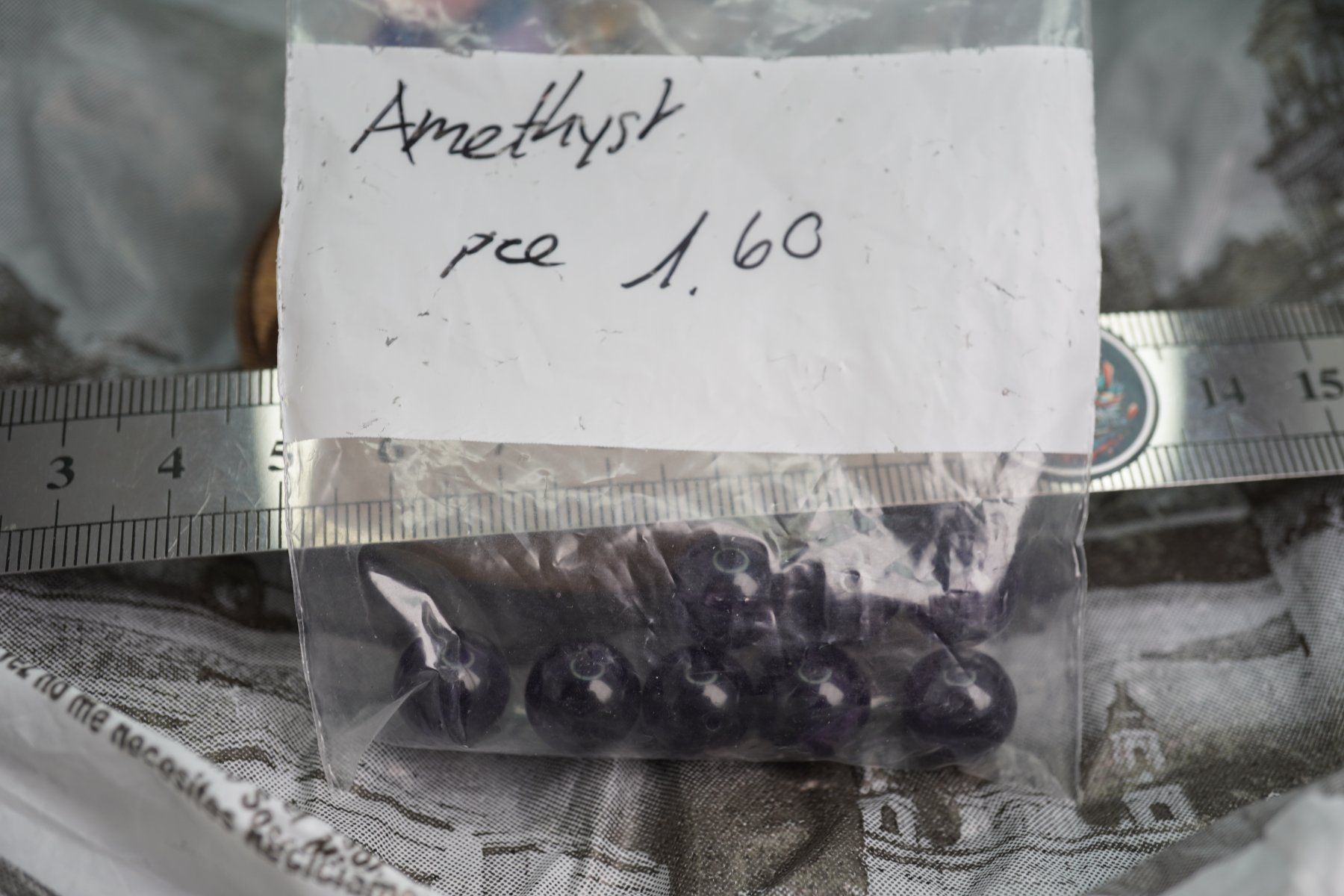 Minerali & Pietre curative: Amethyst    Gelocht  Resten   ab  1.-   gratis Versand – Nuovo e nell'imballaggio originale da Eschenbach SG venduto da topstone 5