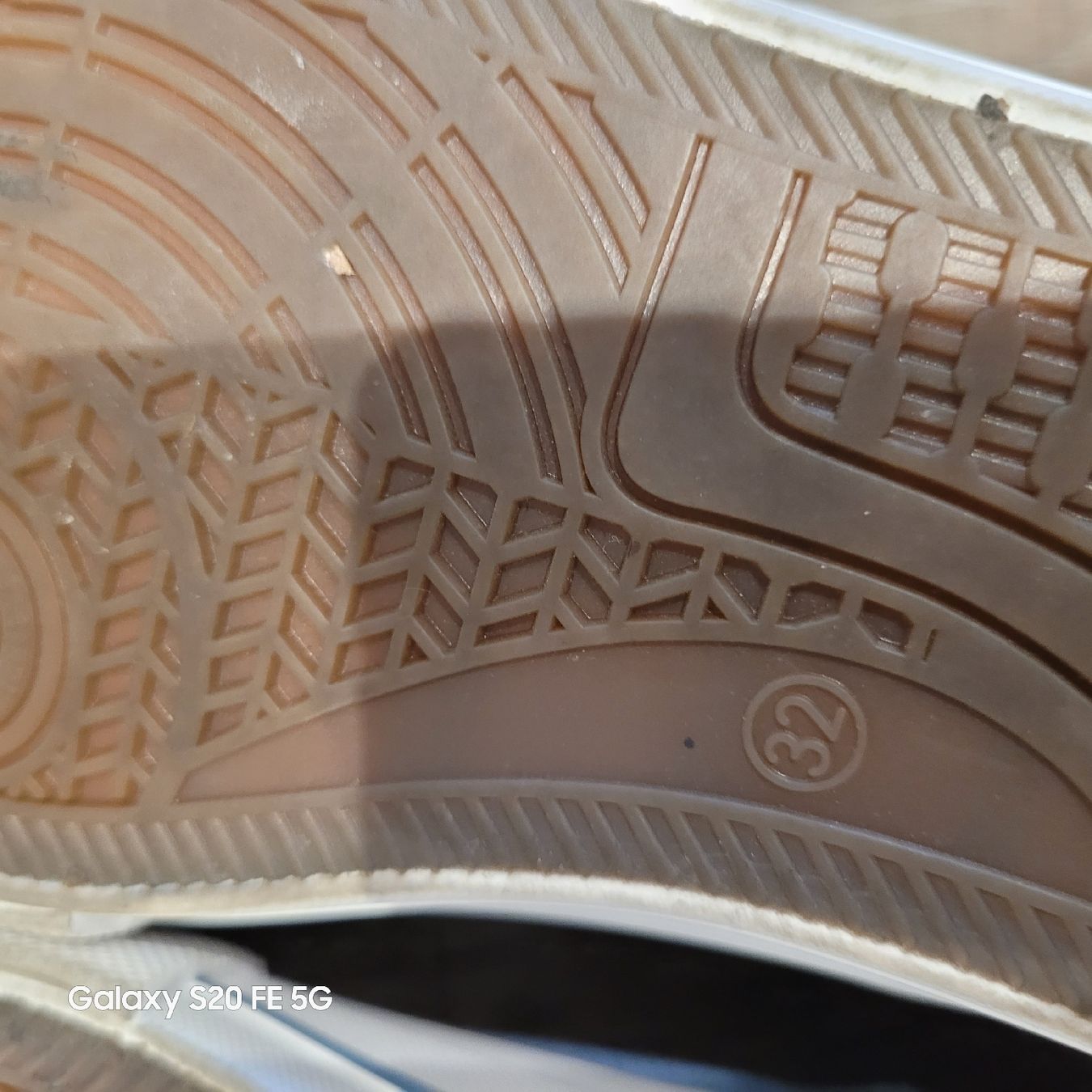 Scarpe per ragazzi: Kinderschuhe Jungen 32 – Usato da Niederbuchsiten venduto da klengyel 7