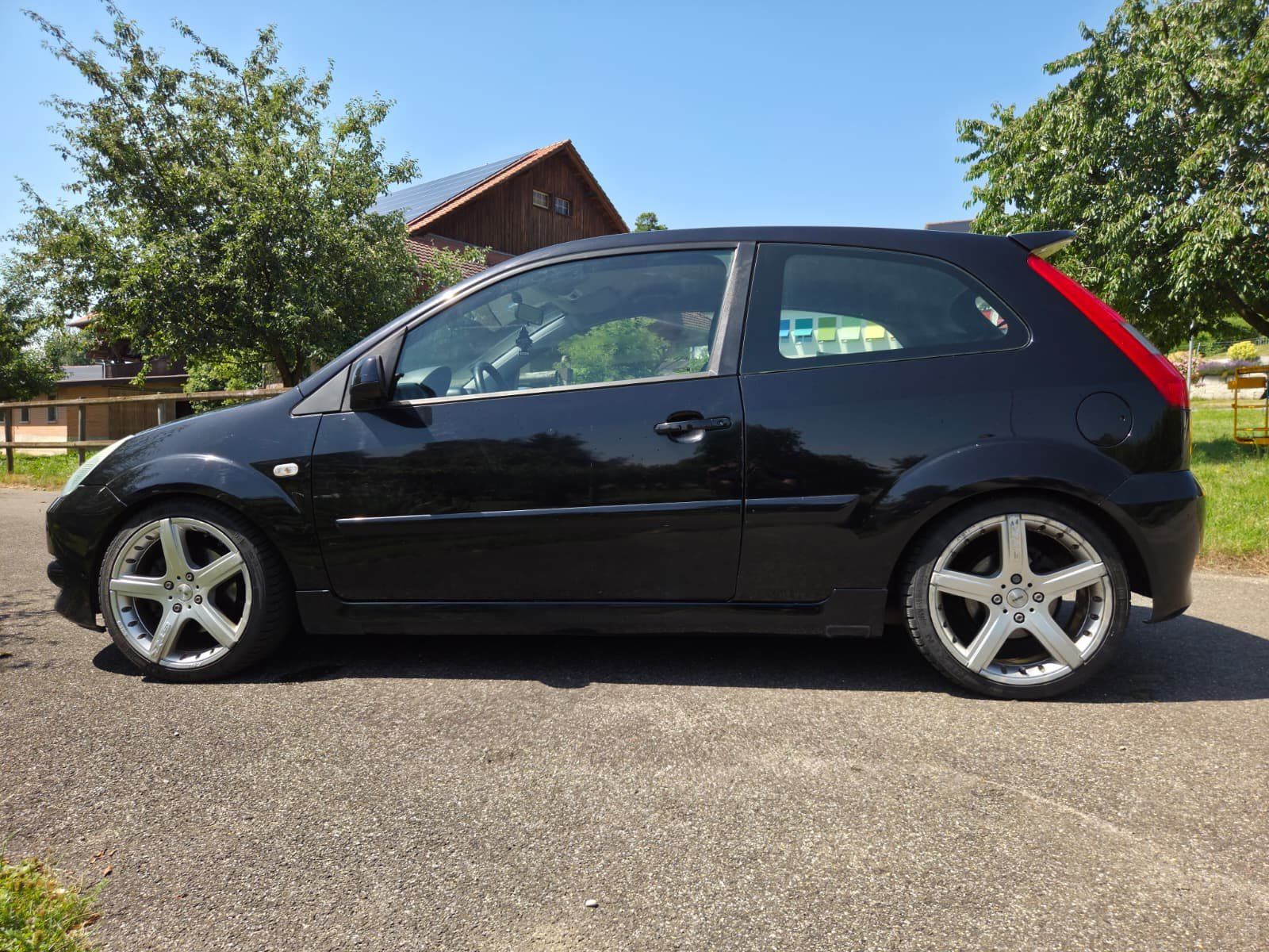 Ford Automobili: Ford Fiesta ST 150 – Usato da Homburg venduto da yve_2cby 1