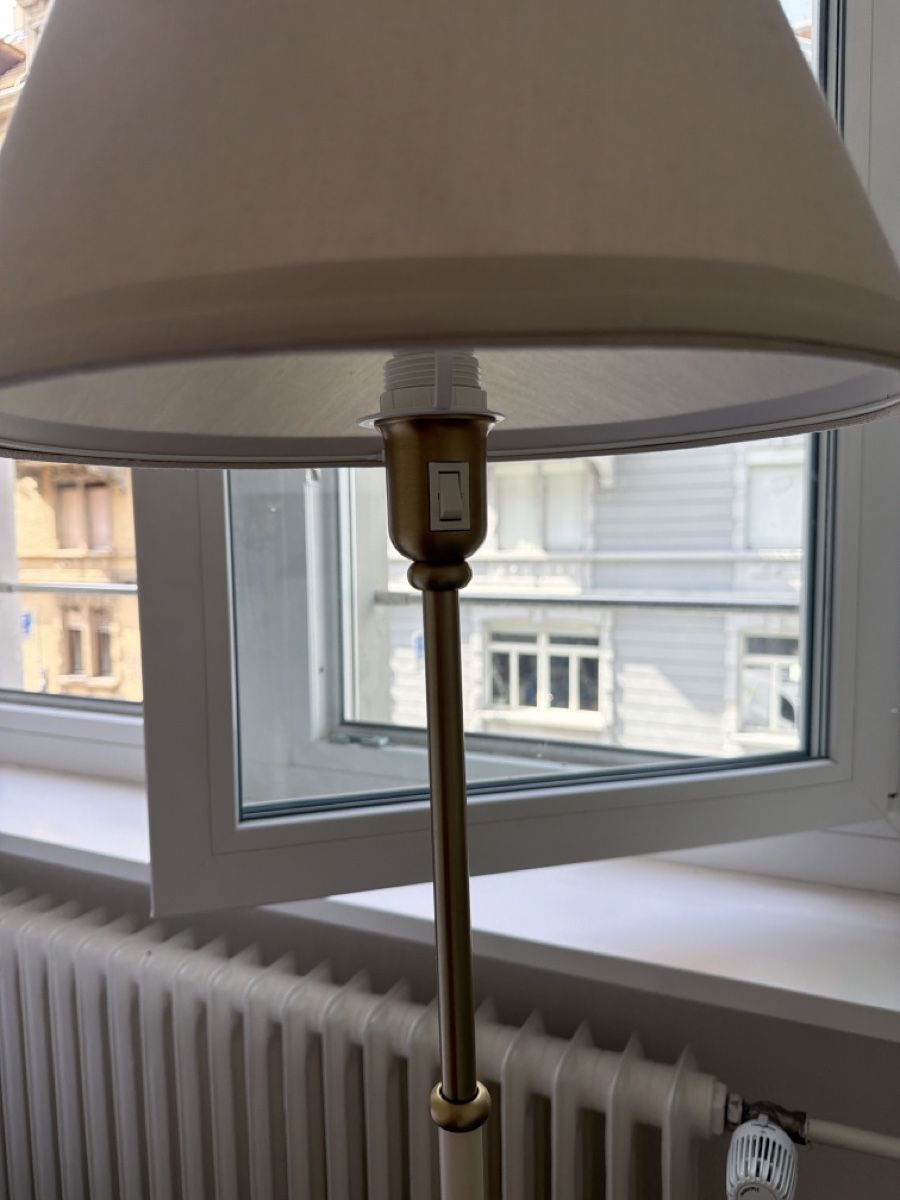Ikea Lampes: IKEA Stehlampe beige – D'occasion à Zürich par ann_h66r 1