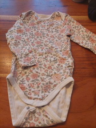 Langarmbody Gr.80 Blumen