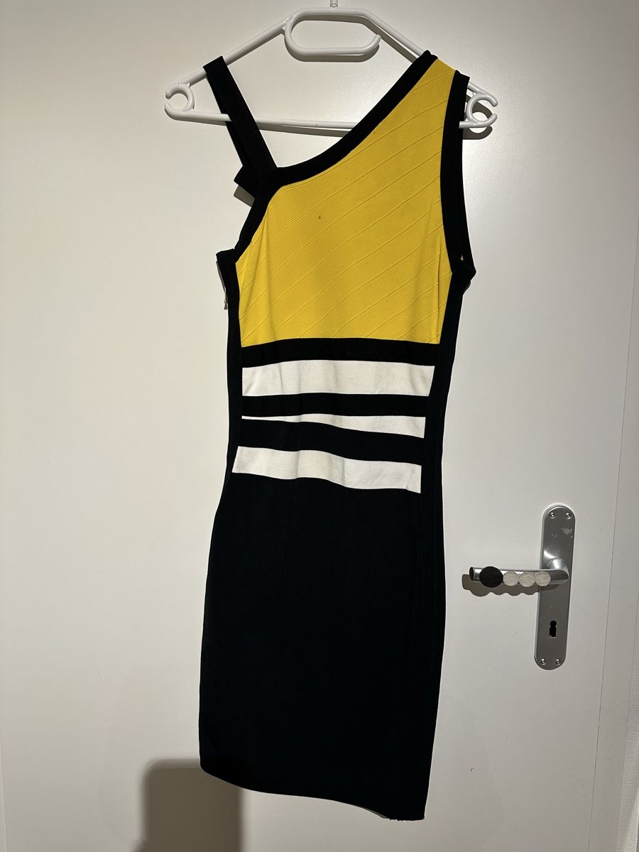 Guess Vestiti: Stylish Colour Block Summer Dress S/M – Usato da Hurden venduto da rac_wyf8