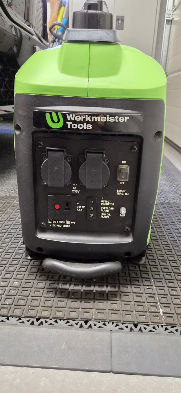 Generatori di corrente: Generator Inverter Stromerzeuger Werkmeister Tools IG2000 – Usato da Rupperswil venduto da Netstream 1