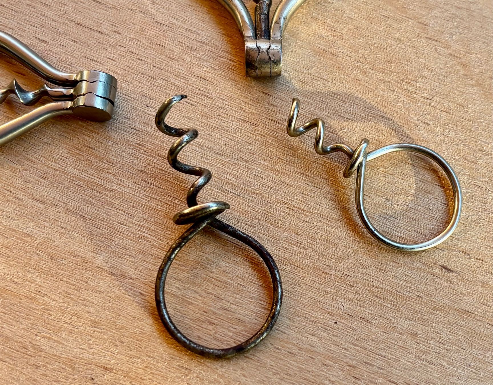 Tire-bouchons & Bouchons: antike Mini Zapfenzieher 5 Stück – D'occasion à Lüchingen par Eeizo 6