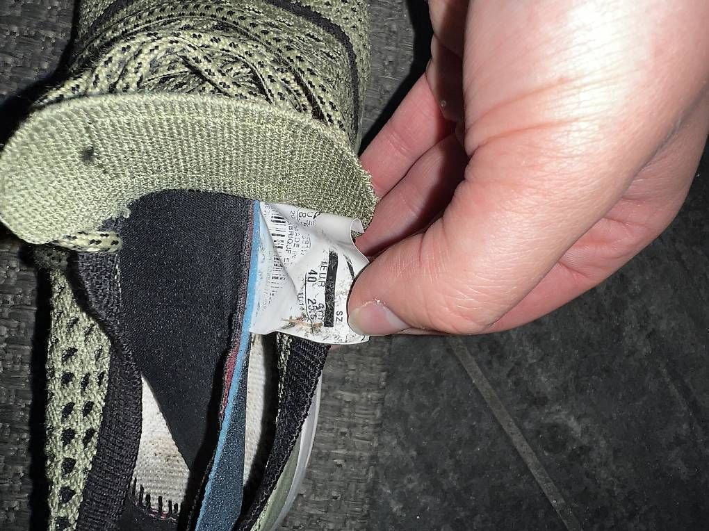 Scarpe da uomo: Nike Sneaker 39 – Usato da Amriswil venduto da Livia.Schori 1