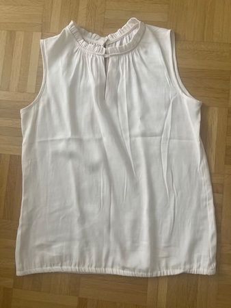 "comma" Blüsli o. Arm Gr. M, NEU!