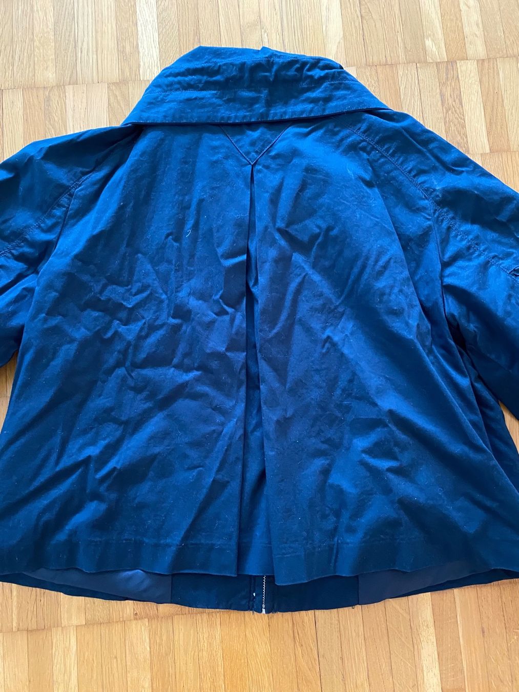 Giacche: Jacke Damen Project Oops (XL) – Usato da Thalwil venduto da sheepowl 2