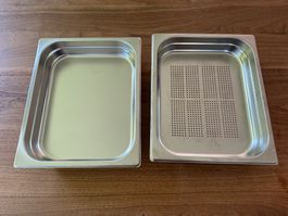 fabrikneues ELECTROLUX Garbehälter-Set Gastronorm 1/2