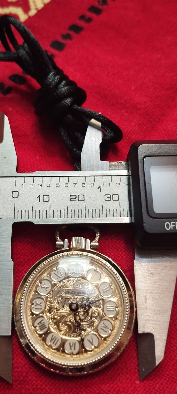 Orologi: Pendentif montre vintage – Usato da La Chaux-de-Fonds venduto da jac_9llg 5