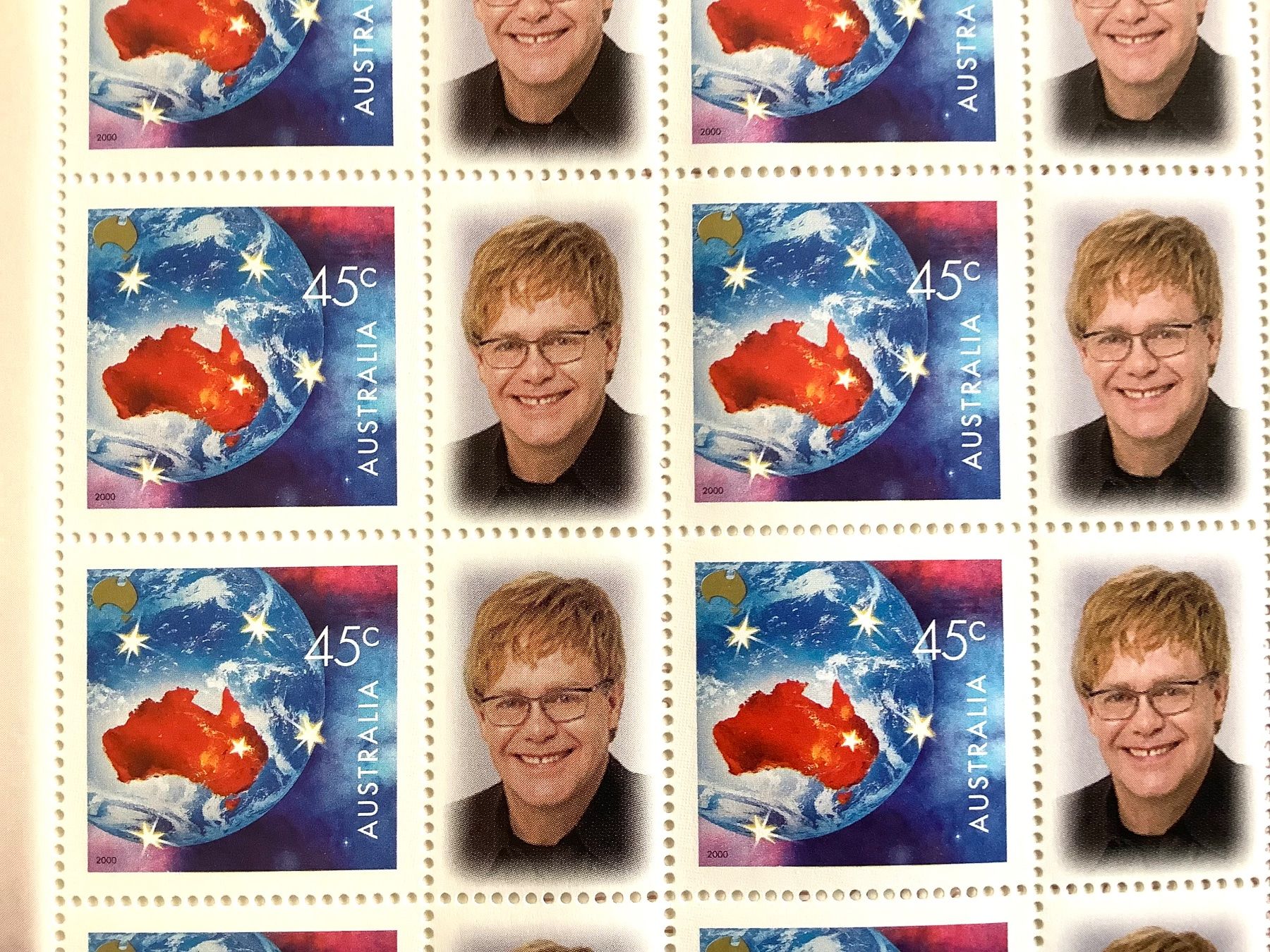 Alle Briefmarken: 2002 Australien Folder Elton John Bogen ** + CD Aus. Tour – Neu (gemäss Beschreibung) aus Liestal von Skunk02 1