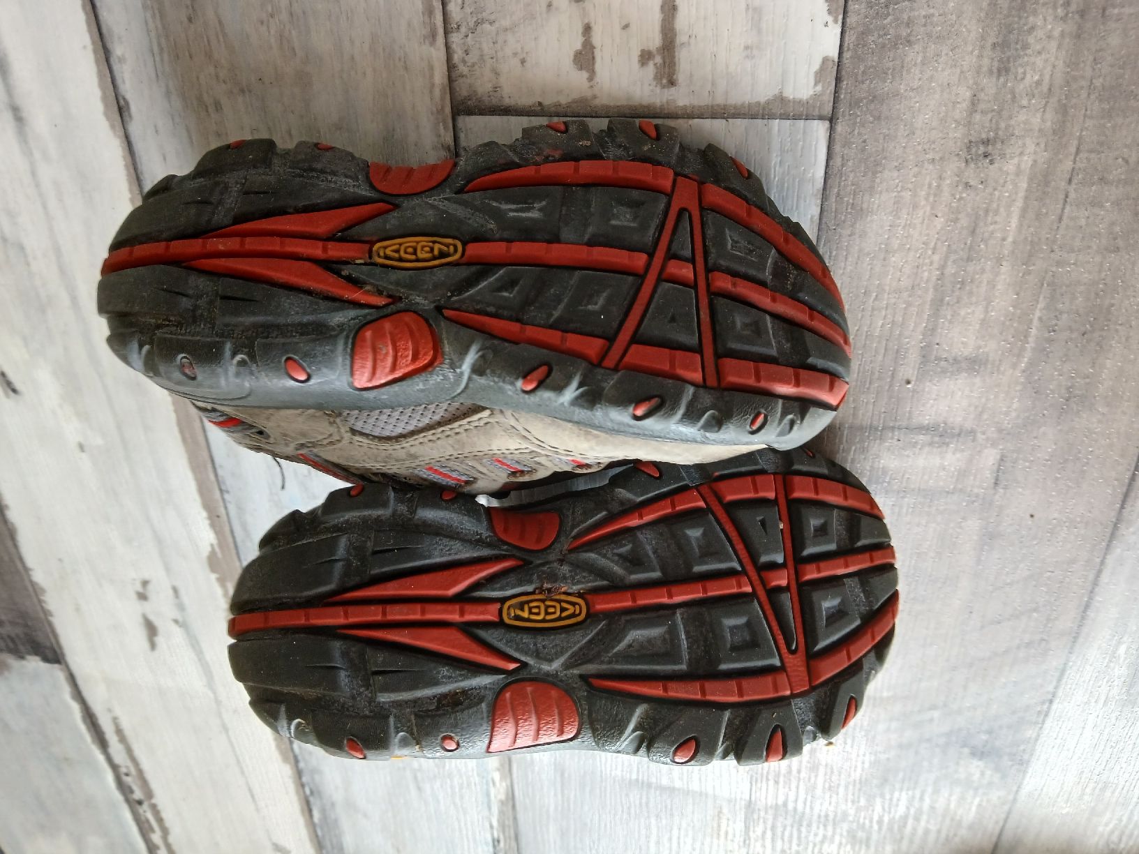 Keen Schuhe für Jungen: 28 Keen Tracking Schuh Wanderschuh sandalen – Gebraucht aus Sevelen von boutiquenounou 2