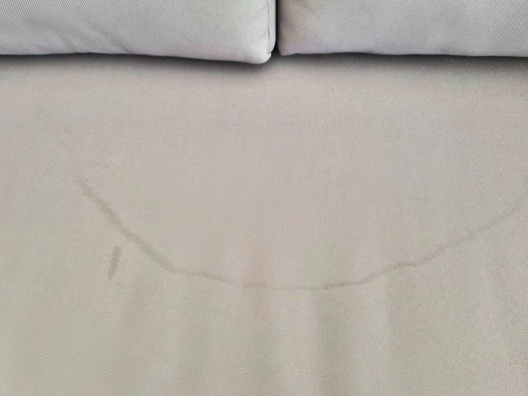 Sofas: Heruasziehbares Bettsofa – Gebraucht aus Strengelbach von Mosers 1