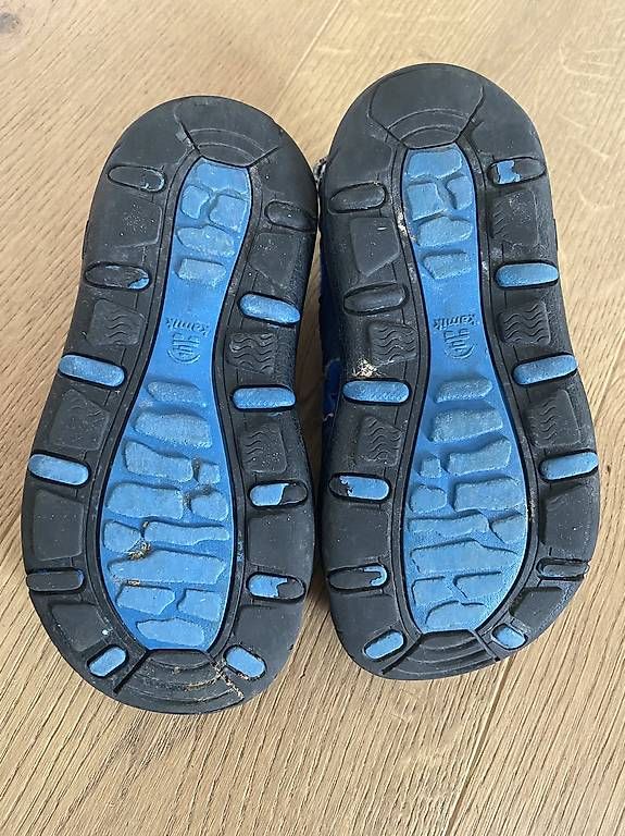 Scarpe per ragazzi: Kamik Sandalen Grösse 28 – Usato da Solothurn venduto da BaSiMa2017 1