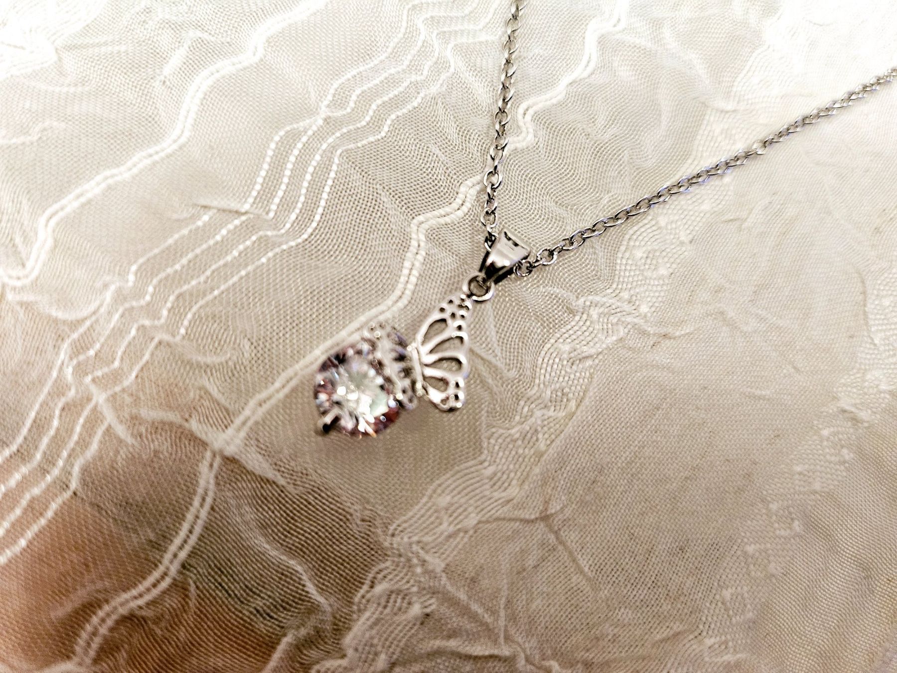 Ketten: Halskette modeschmuck&ohrstecker schmetterling – Neu (gemäss Beschreibung) aus Dietikon von Eleda 1
