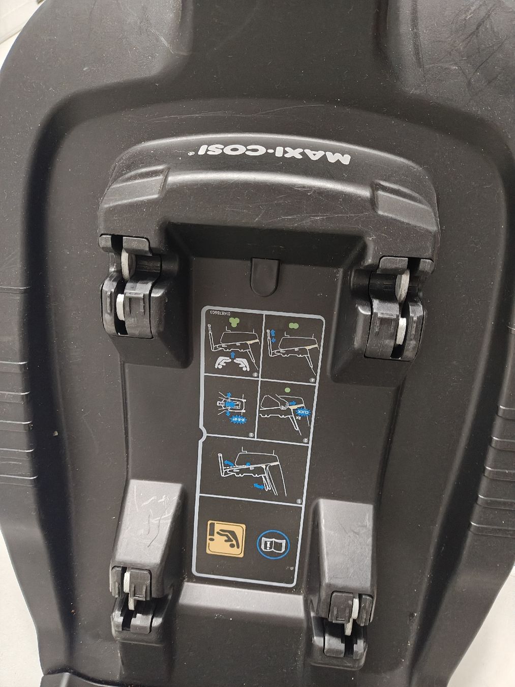 Maxi-Cosi Seggiolini per auto: Maxi-Cosi ISOFIX Base  – Usato da Brüttisellen venduto da marylu5 2